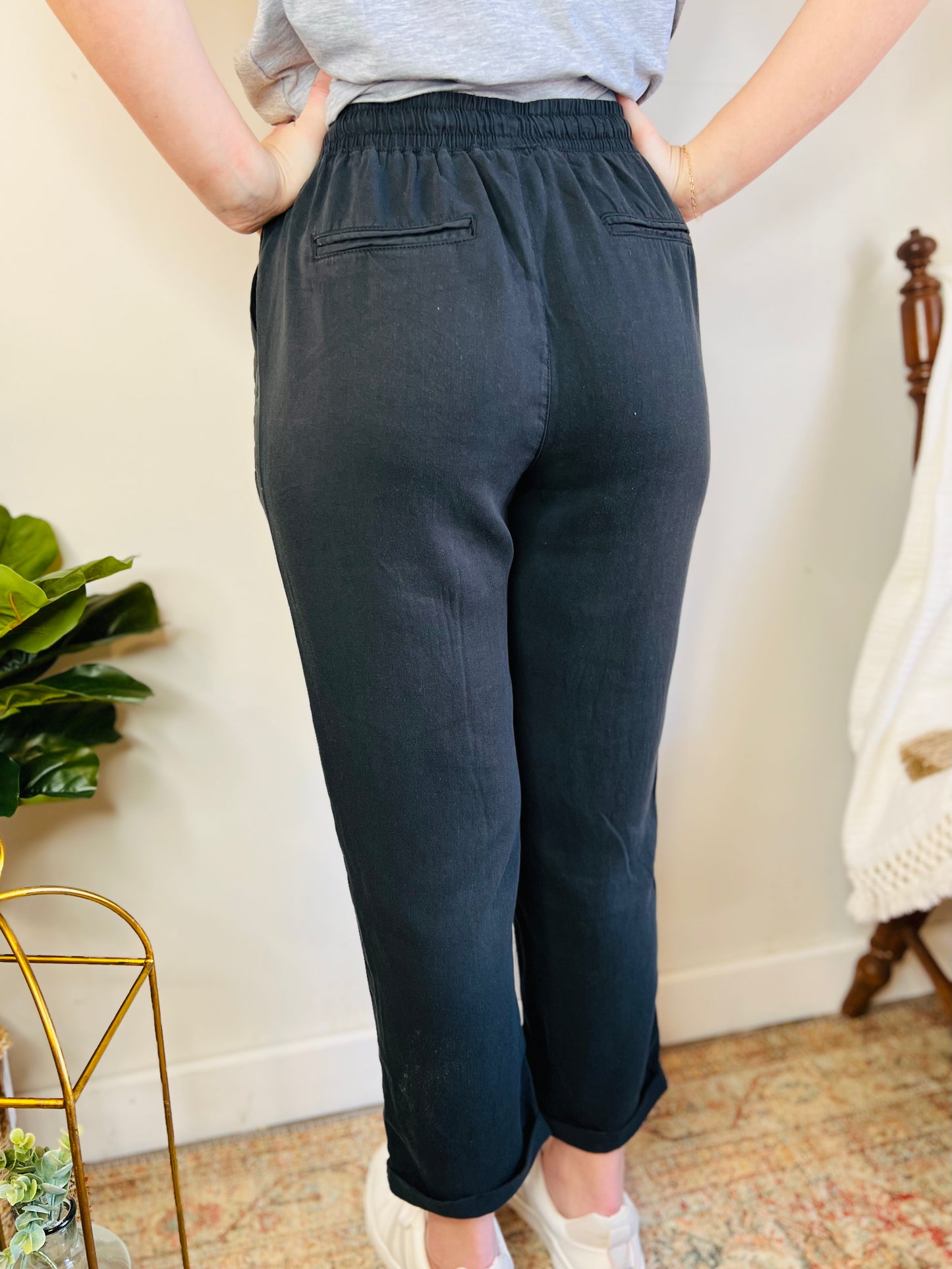 Afternoon Stroll Linen Joggers