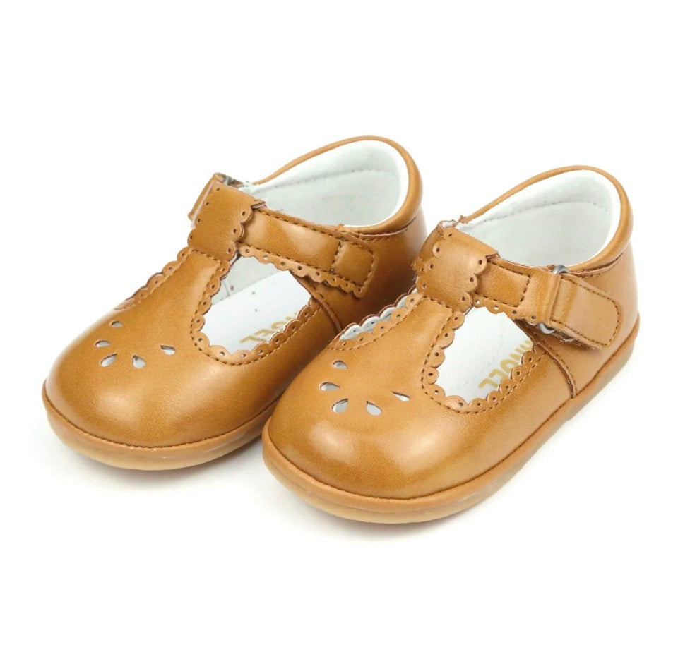 Dottie Scalloped T-Strap Mary Jane (Baby)