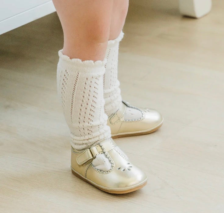 Dottie Scalloped T-Strap Mary Jane (Baby)