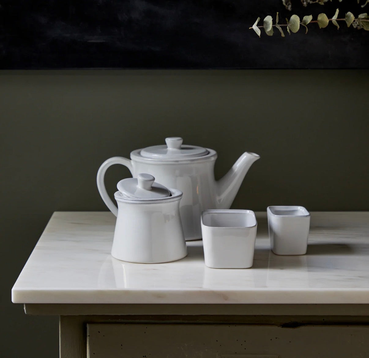 Sugar Bowl with Lid Friso