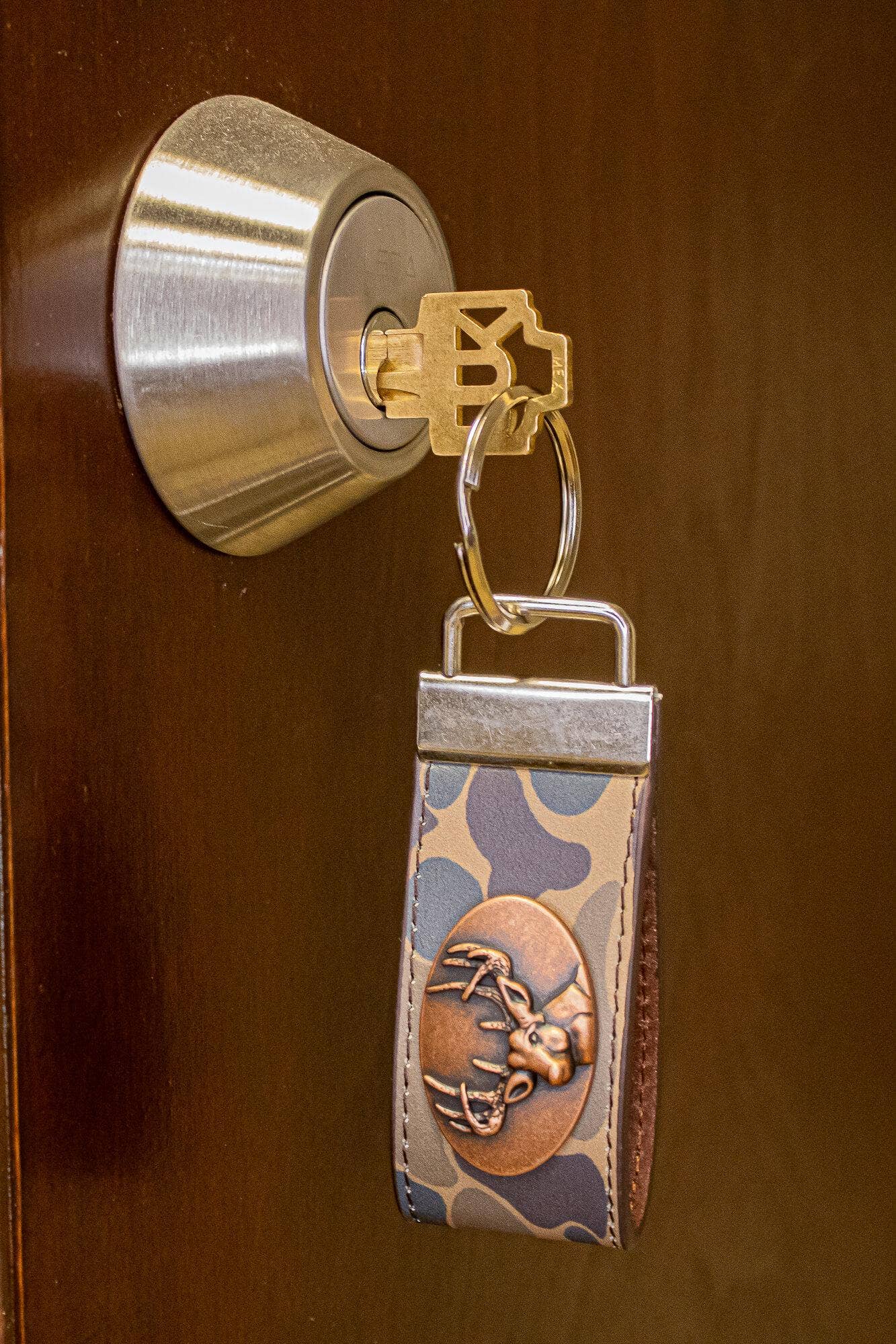 Leather Keychain - Old School Camo / Buck