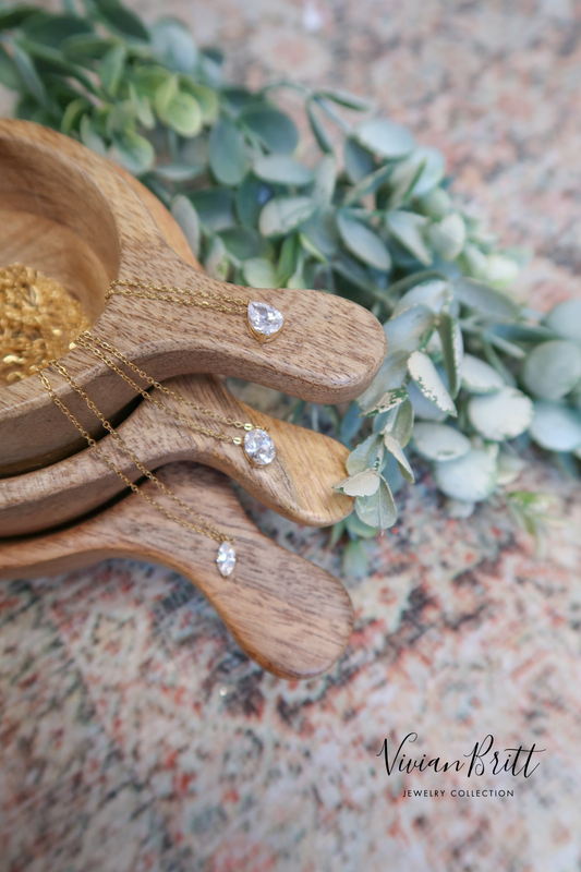Marsha Pendant Necklace