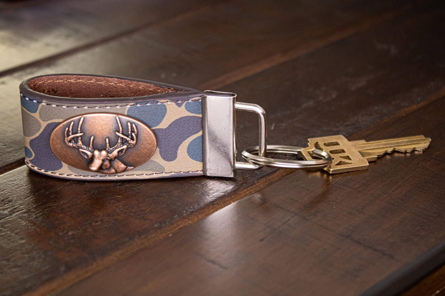 Leather Keychain - Old School Camo / Buck